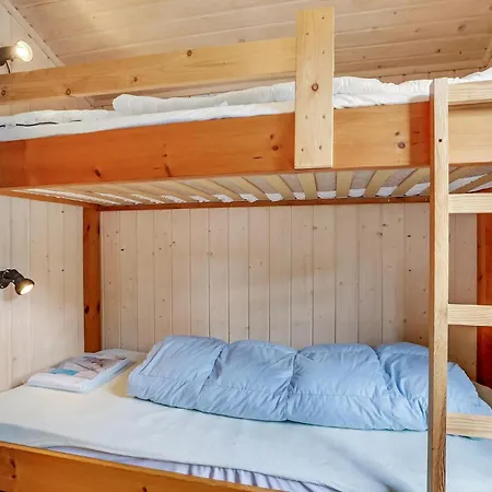 Three-bedroom In Thyholm