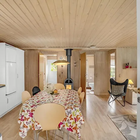 Дом отдыха Three-bedroom In *