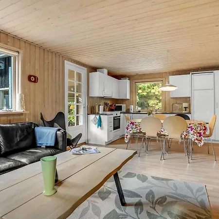 Three-bedroom In *